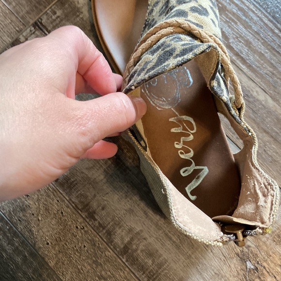 Very G Leopard Sparta Sandals- Worn 1 time - Picture 6 of 6